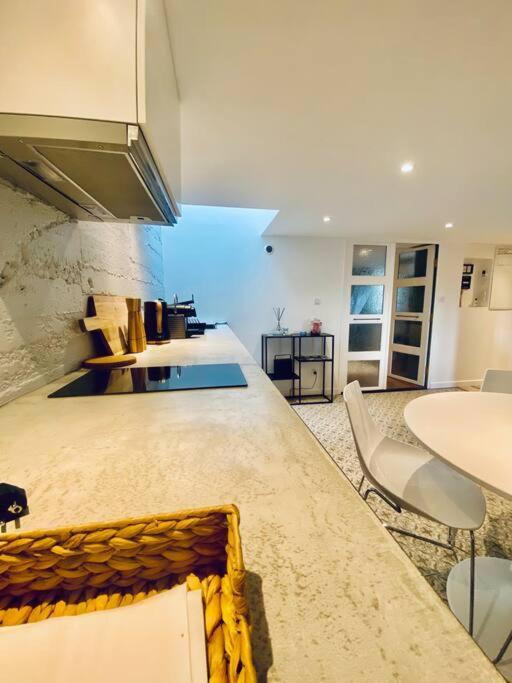 *Astoria 6* Appart Cosy En Plein Centre 비시 외부 사진